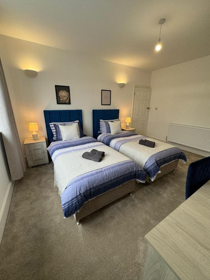 Smart Guest Rooms Fast Access To Central London Via Piccadilly Line New Southgate Ngoại thất bức ảnh